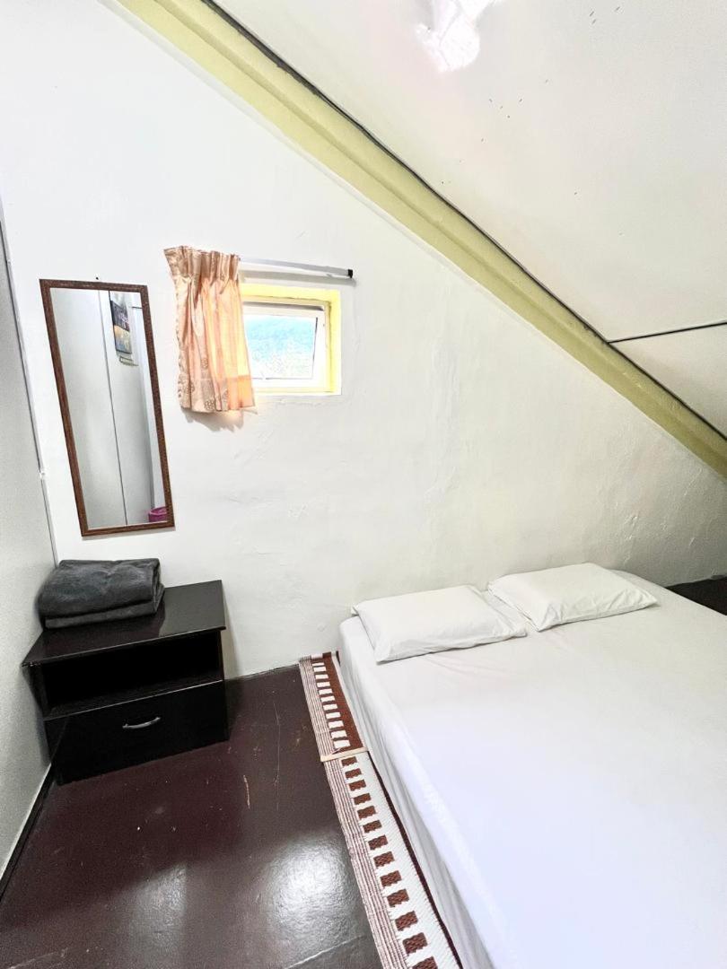 De Cameron Guest House Tanah Rata Exterior photo